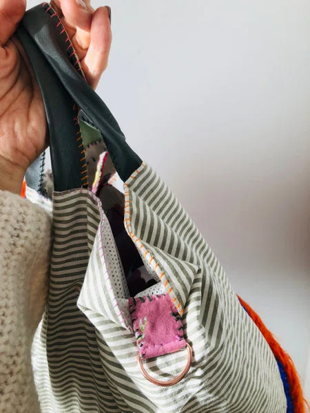 Bag 手縫いのバッグ 布製 トートバッグ スローファッション ハンドメイド 2381 - Billede 4